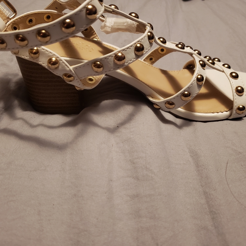 Dress sandals